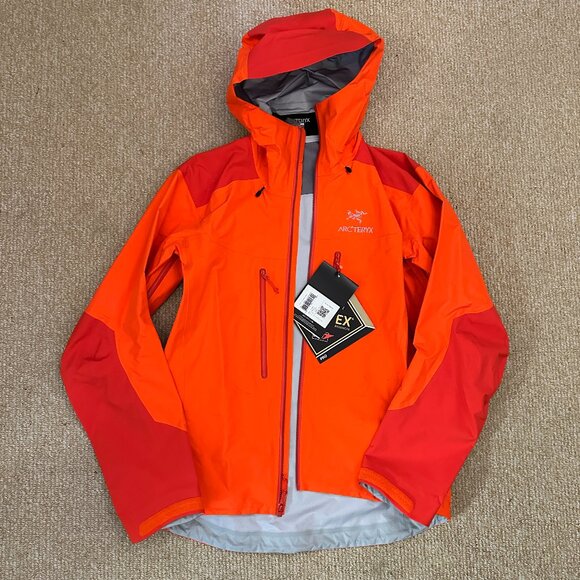 Arc'teryx Other - BNWT RARE COLOR FLARE Arc’teryx Alpha AR Jacket Men’s Medium GORE-TEX PRO